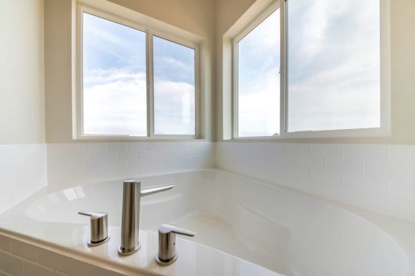 Price_of_12_thick_aluminum_alloy_doors_and_windows